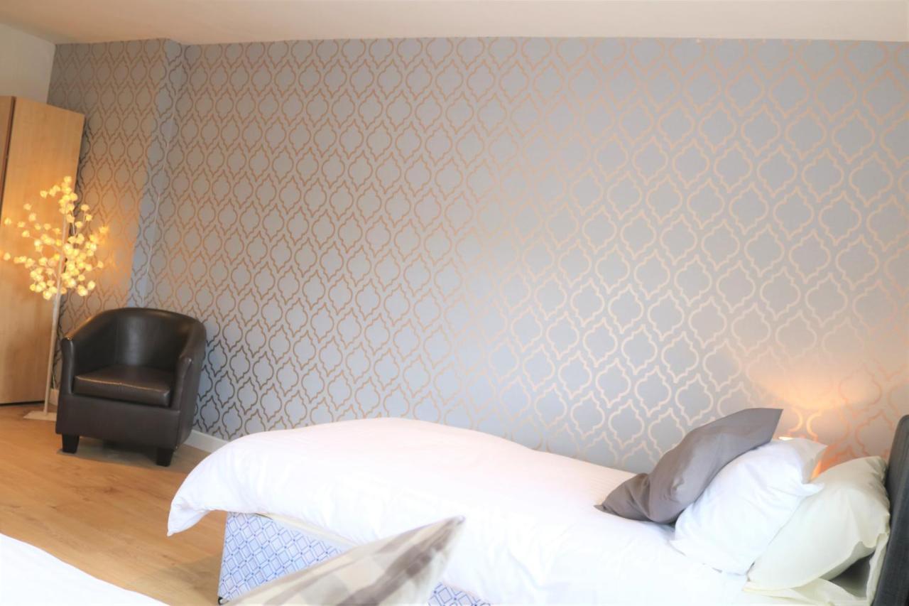 3 Bedroom City Centre Apartment In Lauriston Place Единбург Екстериор снимка
