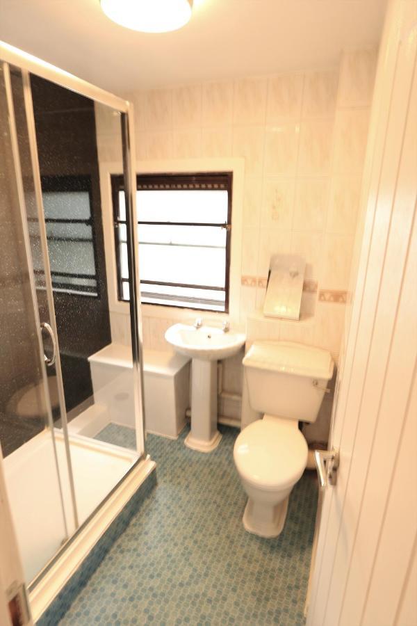 3 Bedroom City Centre Apartment In Lauriston Place Единбург Екстериор снимка